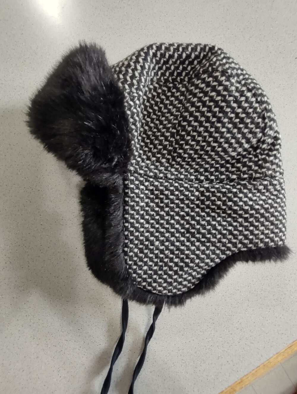 Houndstooth Trapper Hat